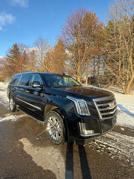 Cadillac Escalade ESV Standard 4WD 2019