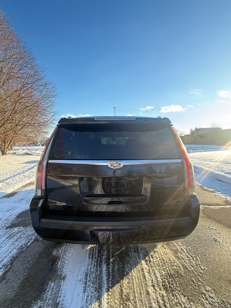 Cadillac Escalade ESV Standard 4WD 2019