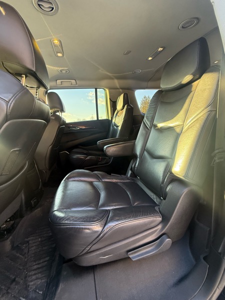 Cadillac Escalade ESV Standard 4WD 2019