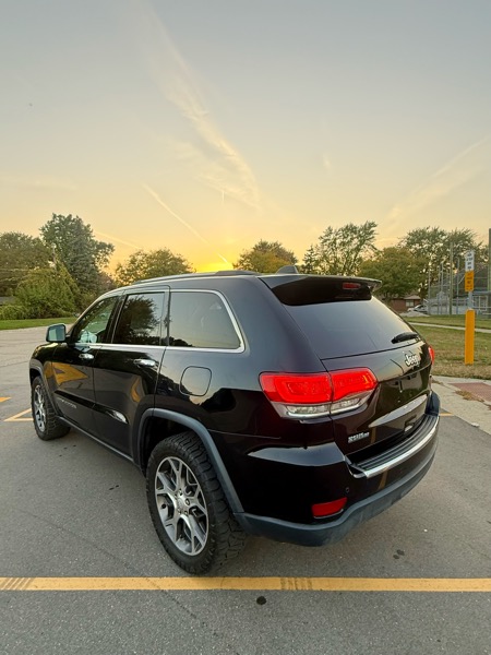 Jeep Grand Cherokee Limited 2WD 2018