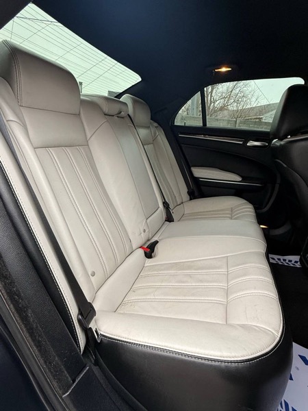 Chrysler 300 S V6 AWD 2017