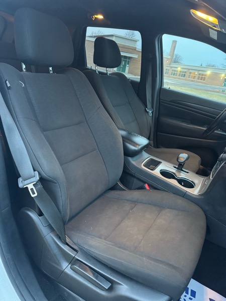 Jeep Grand Cherokee Laredo 2WD 2014