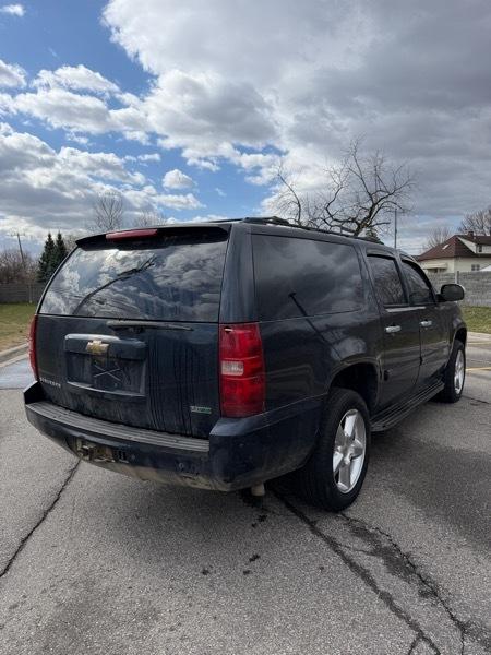 Chevrolet Suburban LTZ 1500 4WD 2008