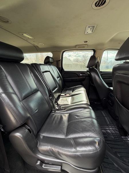 Chevrolet Suburban LTZ 1500 4WD 2008