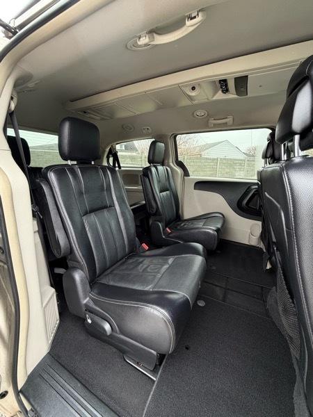 Chrysler Town & Country Touring 2014