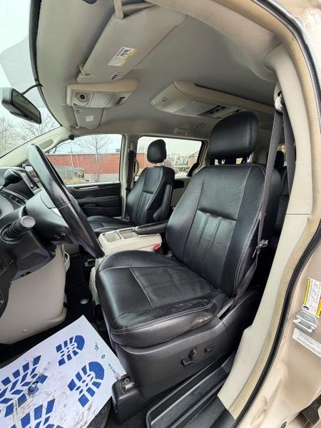 Chrysler Town & Country Touring 2014