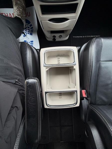 Chrysler Town & Country Touring 2014