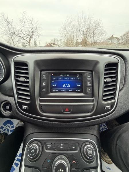 Chrysler 200 Limited 2015