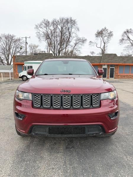 Jeep Grand Cherokee Laredo 4WD 2018