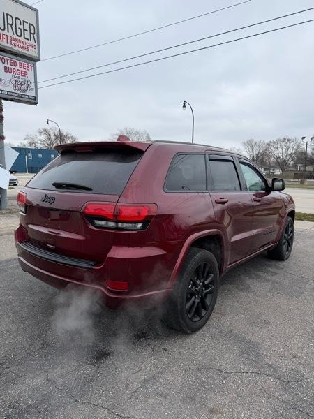 Jeep Grand Cherokee Laredo 4WD 2018