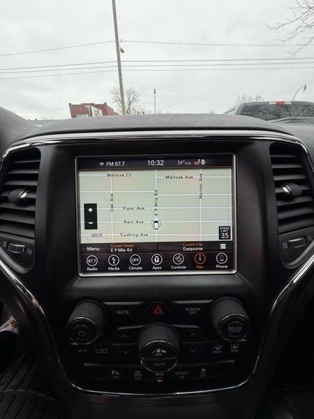 Jeep Grand Cherokee Laredo 4WD 2018