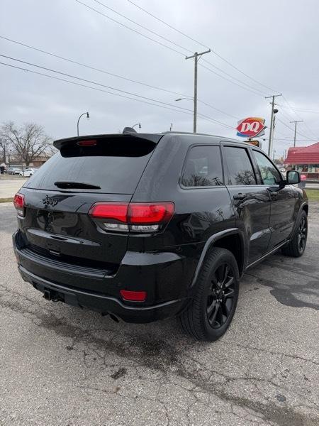 Jeep Grand Cherokee Laredo 4WD 2019