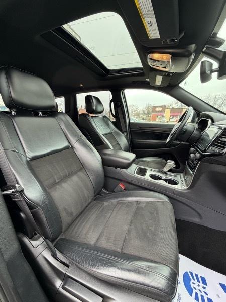 Jeep Grand Cherokee Laredo 4WD 2019