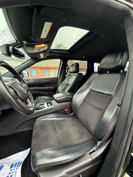 Jeep Grand Cherokee Laredo 4WD 2019