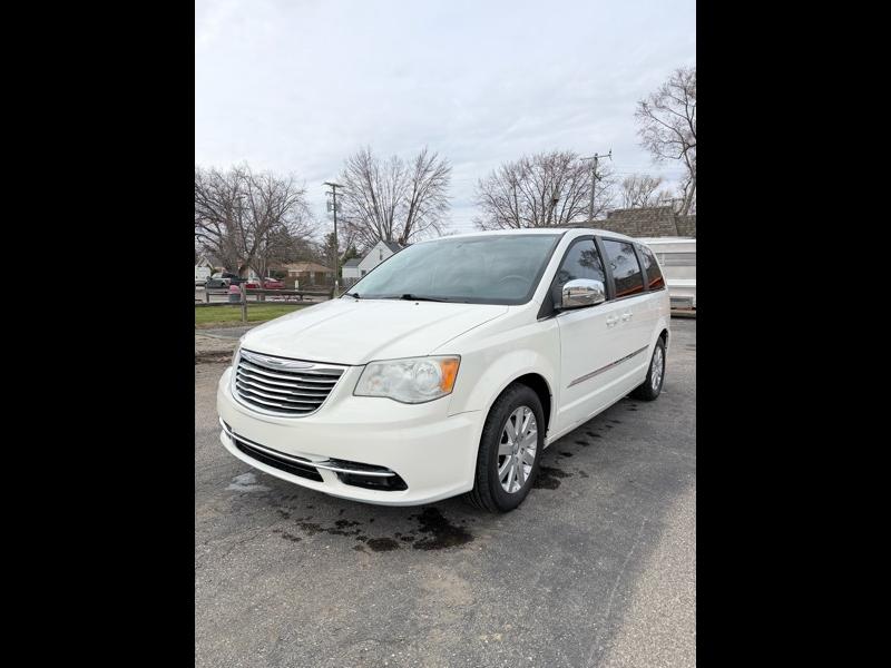 Chrysler Town & Country Touring-L 2011