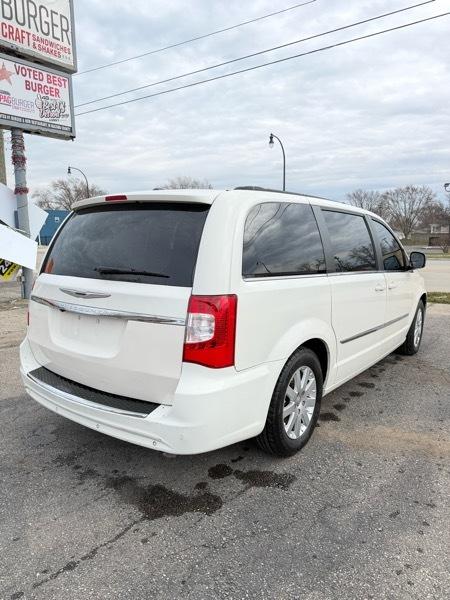Chrysler Town & Country Touring-L 2011