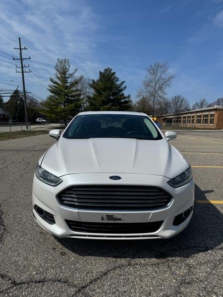 Ford Fusion SE 2014
