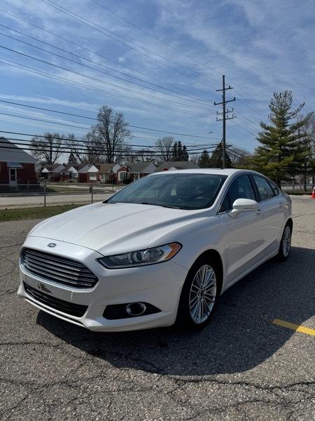 Ford Fusion SE 2014