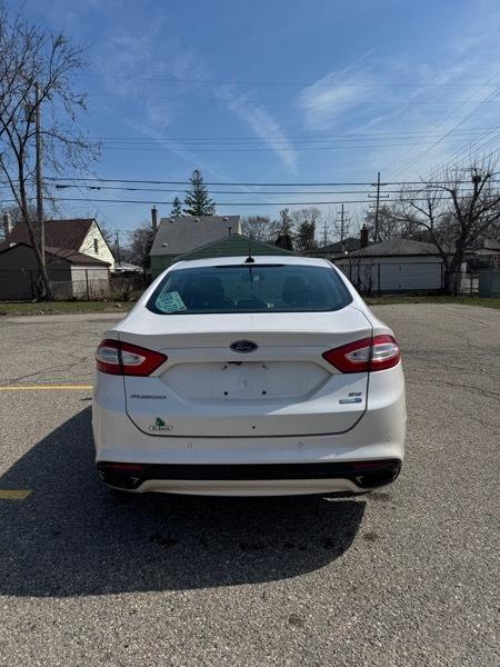 Ford Fusion SE 2014