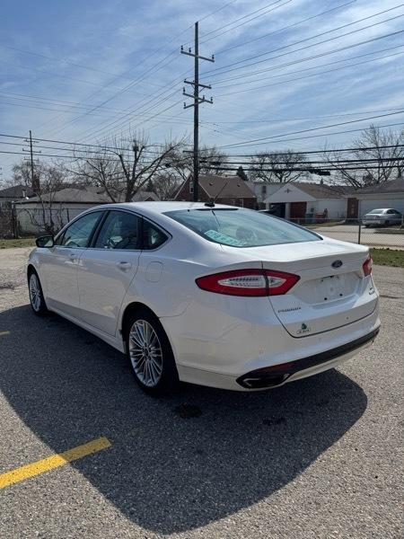 Ford Fusion SE 2014