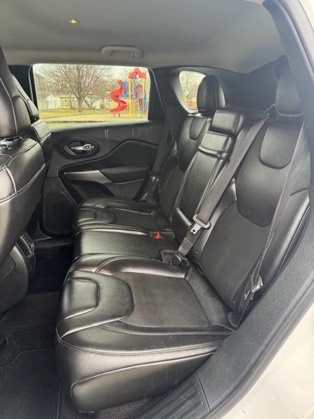 Jeep Cherokee Latitude Plus FWD 2019