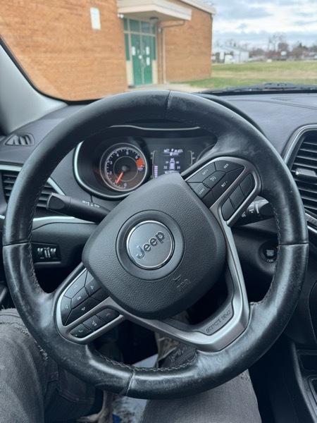 Jeep Cherokee Latitude Plus FWD 2019