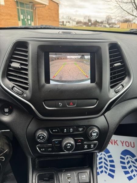 Jeep Cherokee Latitude Plus FWD 2019