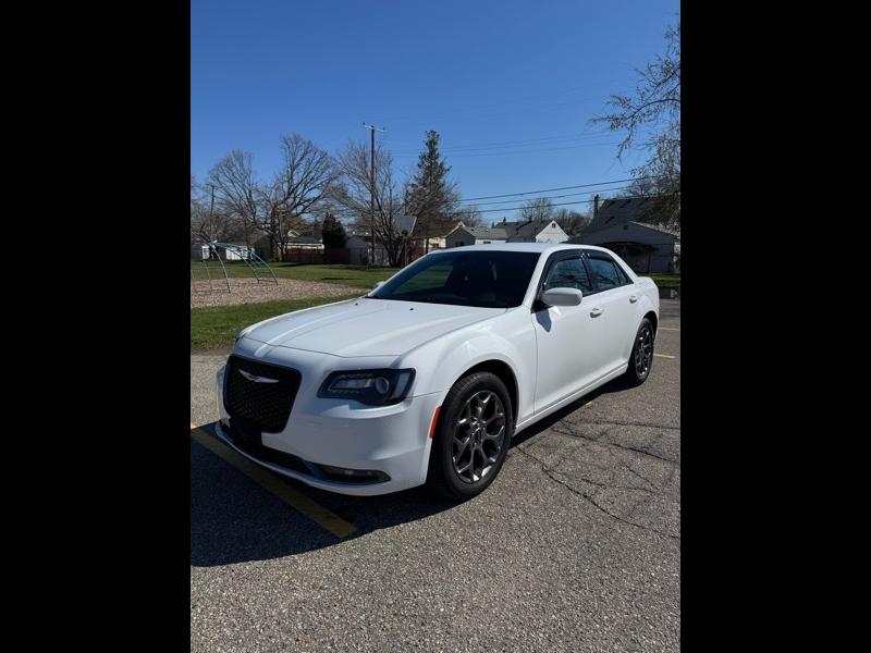 Chrysler 300 S V6 AWD 2015