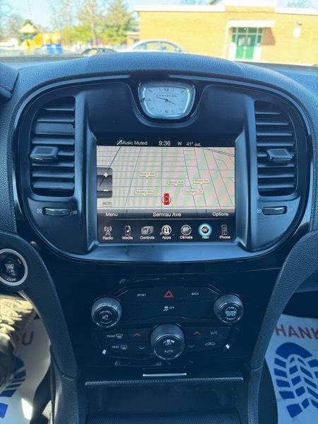 Chrysler 300 S V6 AWD 2015