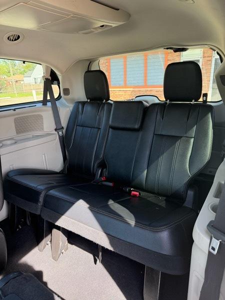 Chrysler Town & Country Touring-L 2016