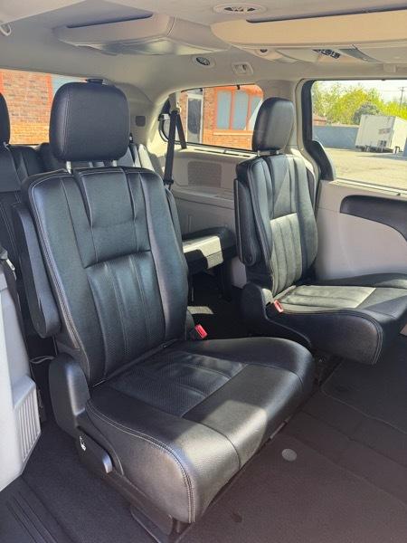 Chrysler Town & Country Touring-L 2016