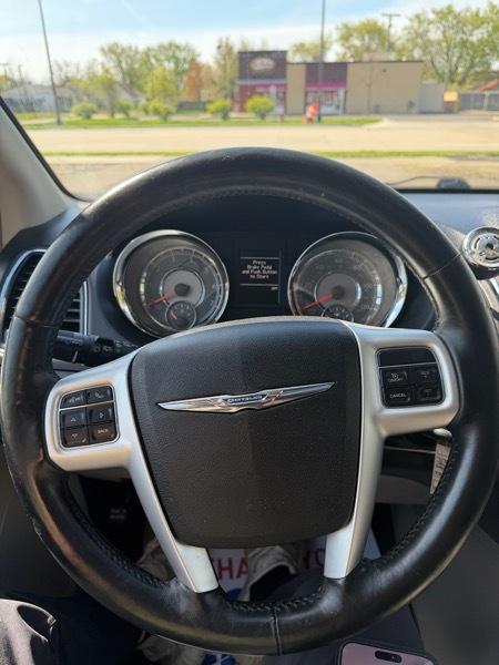 Chrysler Town & Country Touring-L 2016