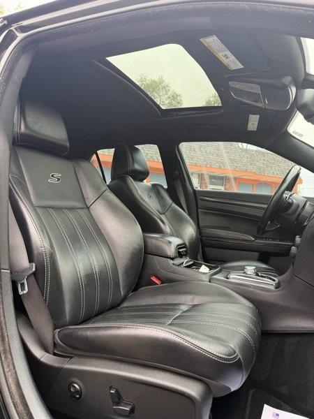 Chrysler 300 S V6 RWD 2015