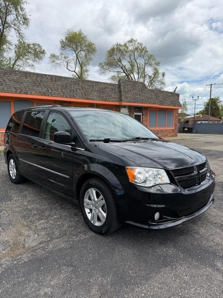 Dodge Grand Caravan Crew 2017