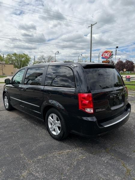 Dodge Grand Caravan Crew 2017
