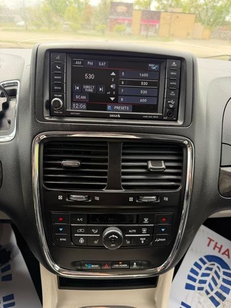 Dodge Grand Caravan Crew 2017
