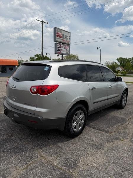 Chevrolet Traverse LS AWD w/PDC 2012