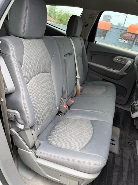 Chevrolet Traverse LS AWD w/PDC 2012