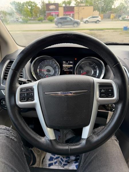 Chrysler Town & Country Touring 2014