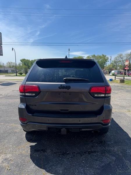Jeep Grand Cherokee Laredo 4WD 2017