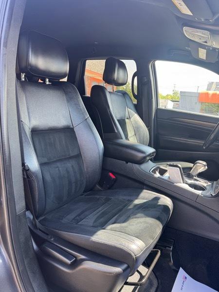 Jeep Grand Cherokee Laredo 4WD 2017