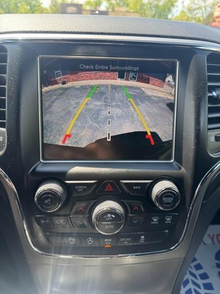Jeep Grand Cherokee Laredo 4WD 2017