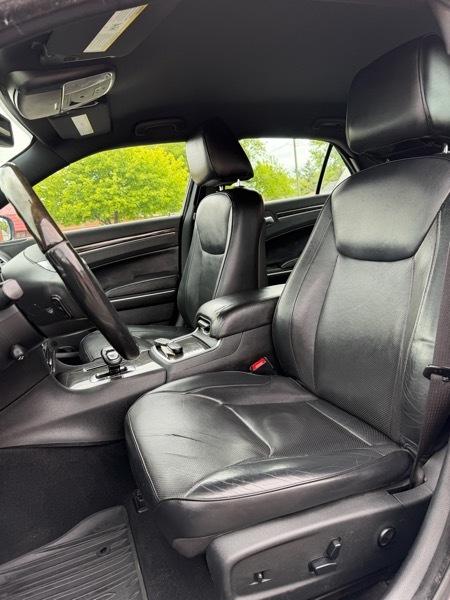 Chrysler 300 C AWD 2013