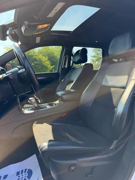 Jeep Grand Cherokee Laredo 4WD 2020