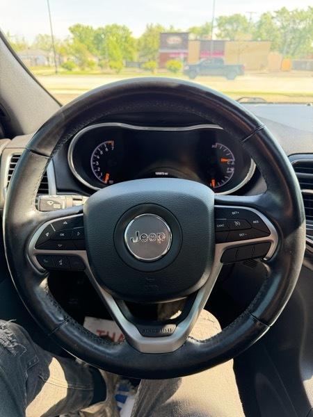 Jeep Grand Cherokee Laredo 4WD 2020