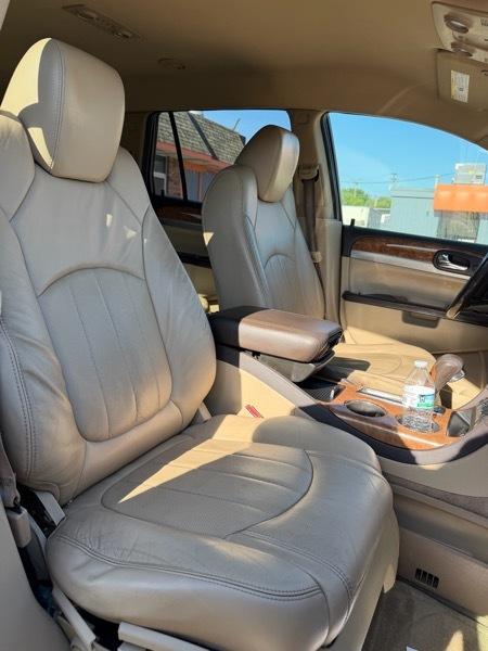 Buick Enclave Leather AWD 2012