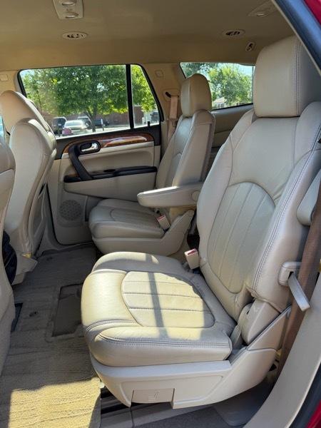 Buick Enclave Leather AWD 2012