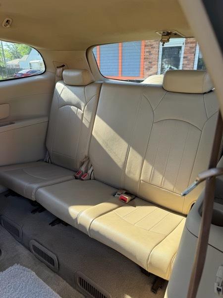 Buick Enclave Leather AWD 2012