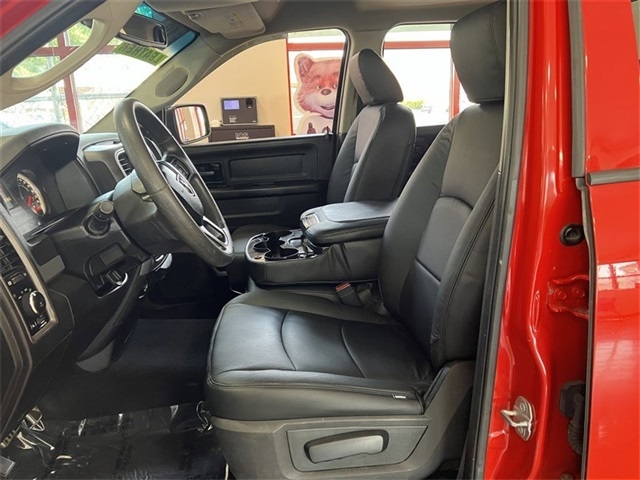 RAM 1500 Classic Tradesman Quad Cab 4WD 2019