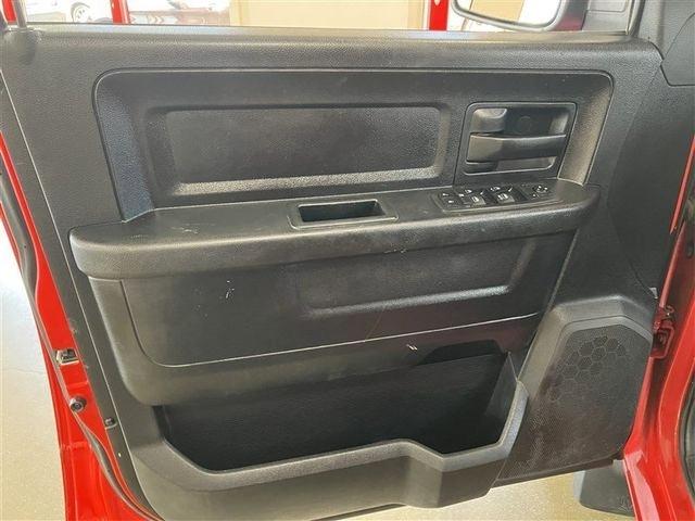 RAM 1500 Classic Tradesman Quad Cab 4WD 2019